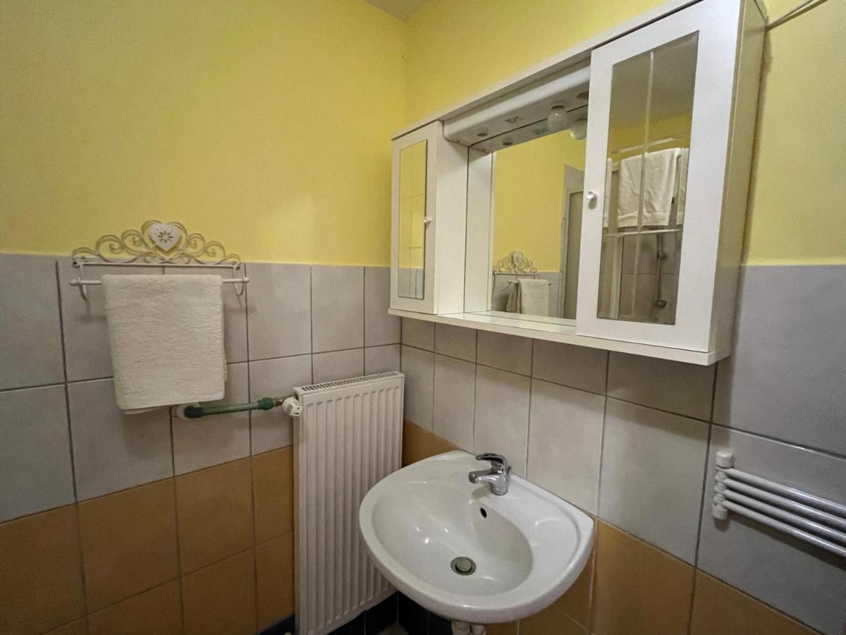 Erdei Vendeghaz Hotel Bogot Buitenkant foto