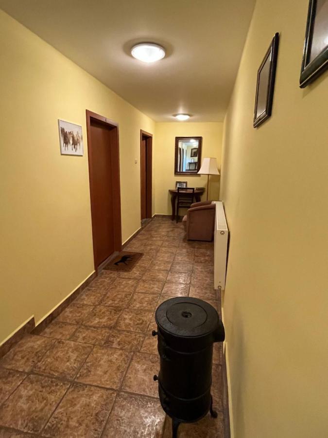 Erdei Vendeghaz Hotel Bogot Buitenkant foto
